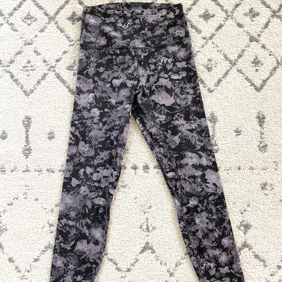 lululemon athletica Pants - Lululemon Align 25in pants
